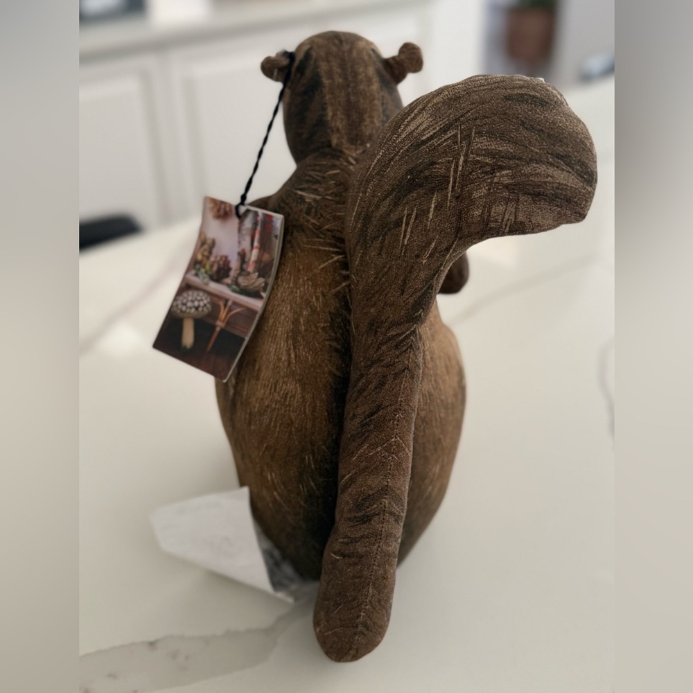 John Derian Squirrel Decorative Pillow 8”x12” NWT - Picture 4 of 7